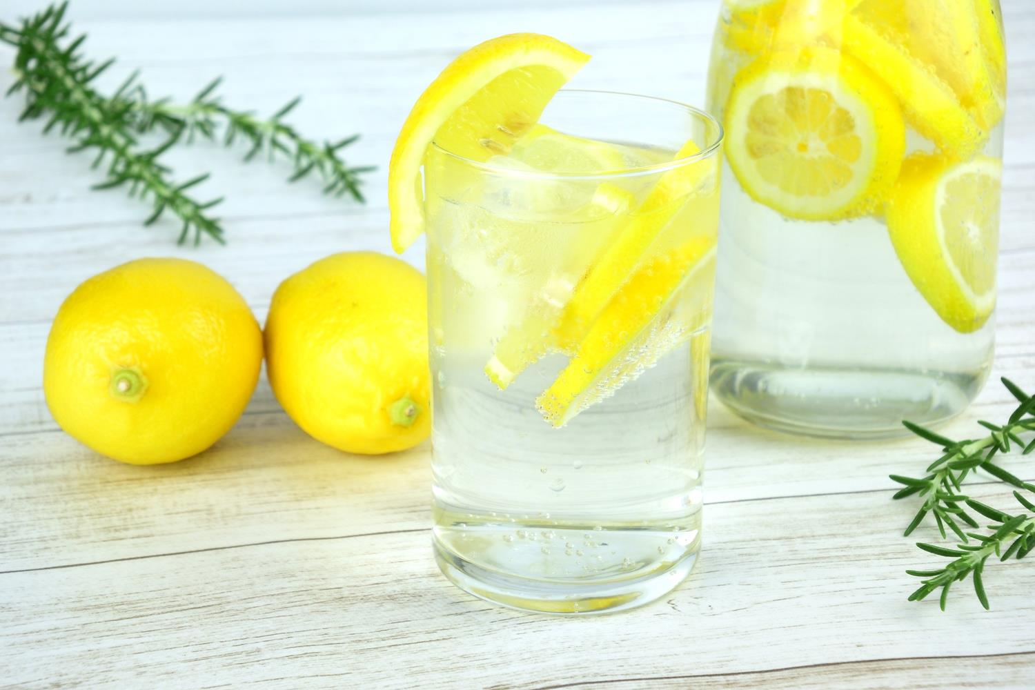 檸檬醋可以降膽固醇嗎,檸檬醋功效,檸檬醋